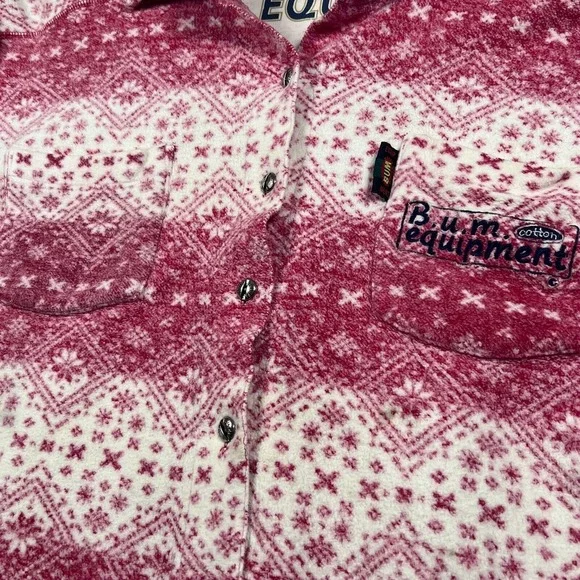 BUM Worker Gear Womens LG Button Up Shirt 90's Red & White Snowflake Print - Picture 6 of 12